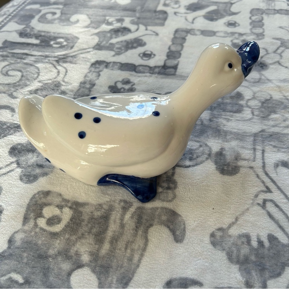 Vintage Hand-Painted Ceramic Duck Figurine – 8" Long with Blue Polka Dot Accents - Picture 2 of 5